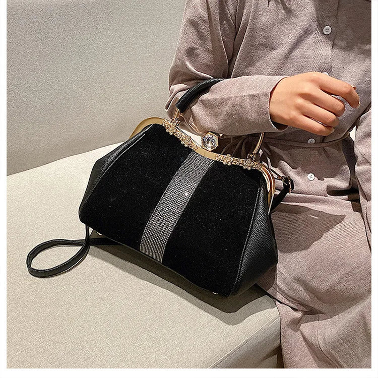 Lady handbags 2025 new set auger fashionable joker imitation horsehair atmosphere one shoulder clip with the bag in bag