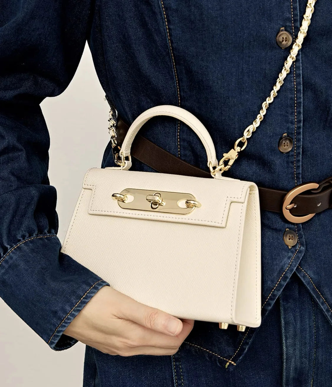 Hot Sell Ladies Luxury Bags Classical Women Handbags Small Size Chain Shoulder Bags Handbags For Women