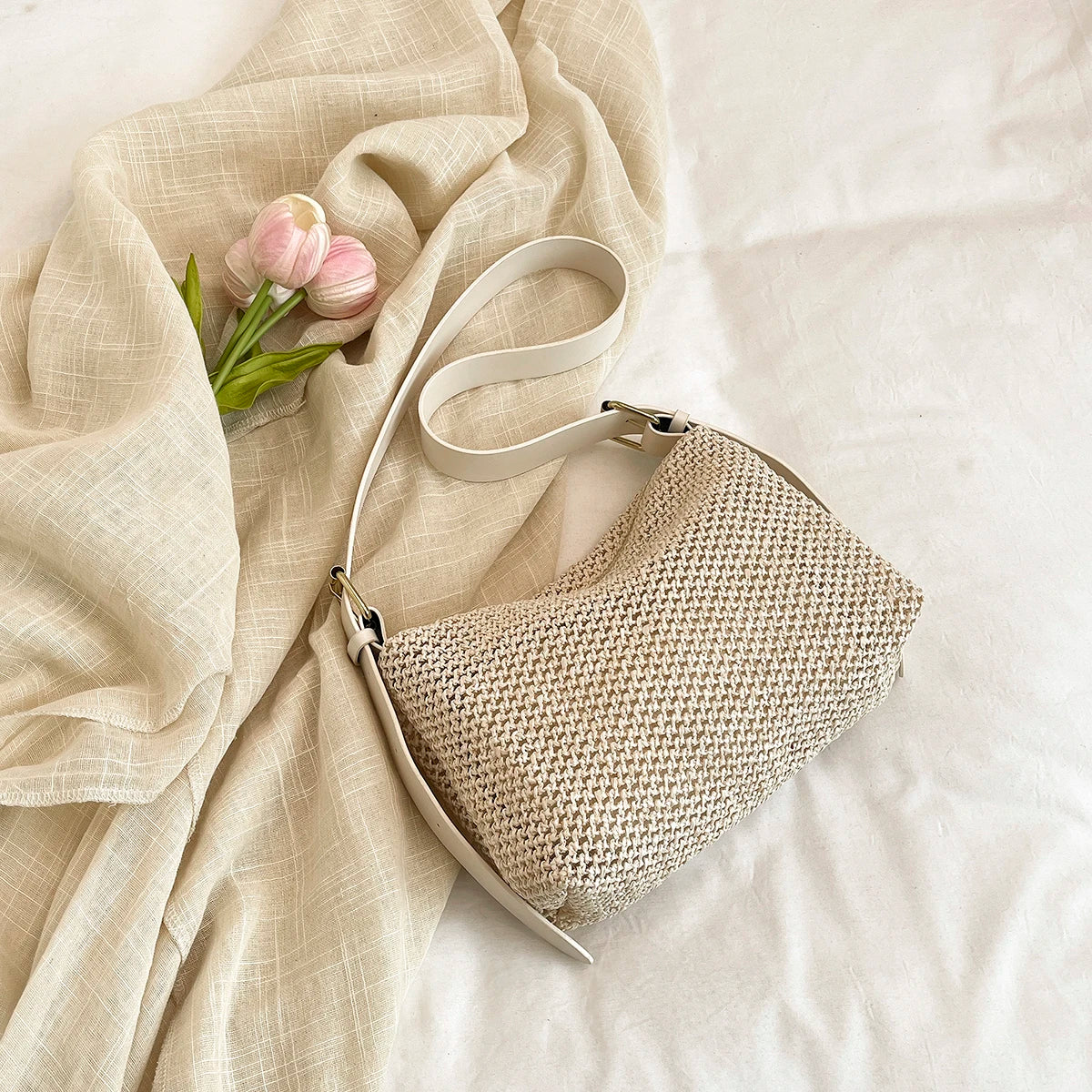 Handbags handbags for women luxury handbags for women Summer niche high sense one shoulder grass woven bag girl 2025