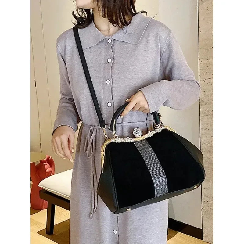 Lady handbags 2025 new set auger fashionable joker imitation horsehair atmosphere one shoulder clip with the bag in bag