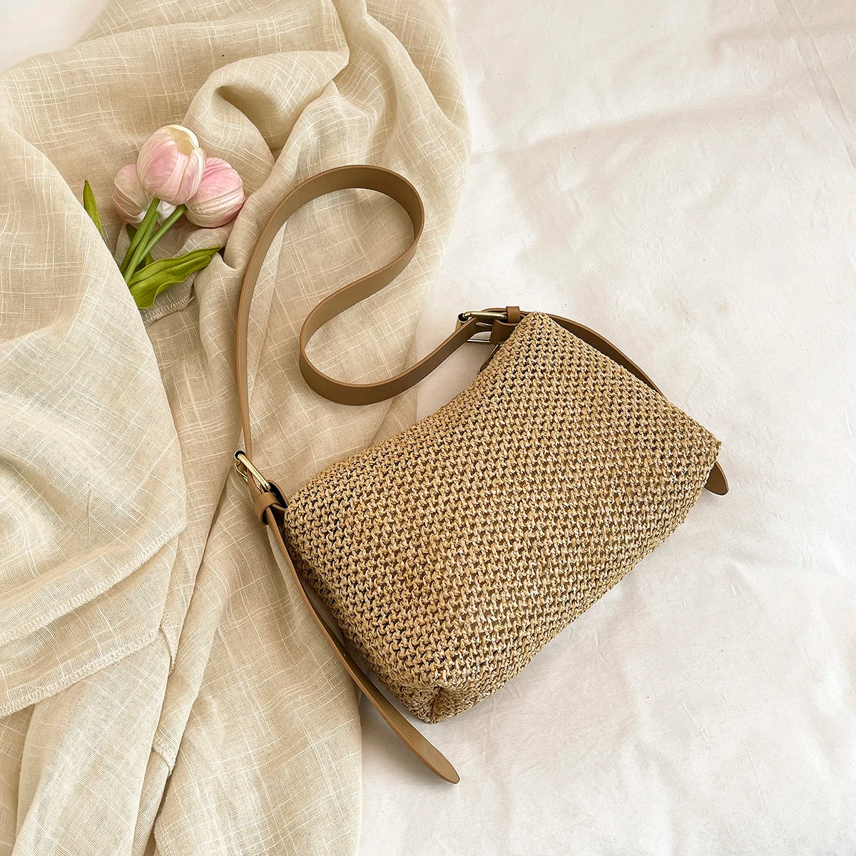 Handbags handbags for women luxury handbags for women Summer niche high sense one shoulder grass woven bag girl 2025