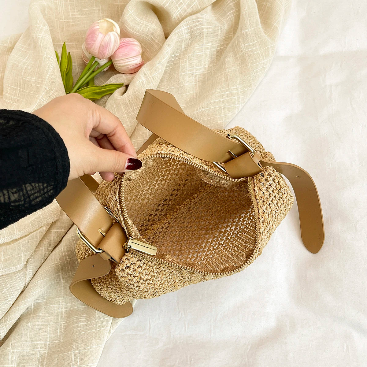 Handbags handbags for women luxury handbags for women Summer niche high sense one shoulder grass woven bag girl 2025