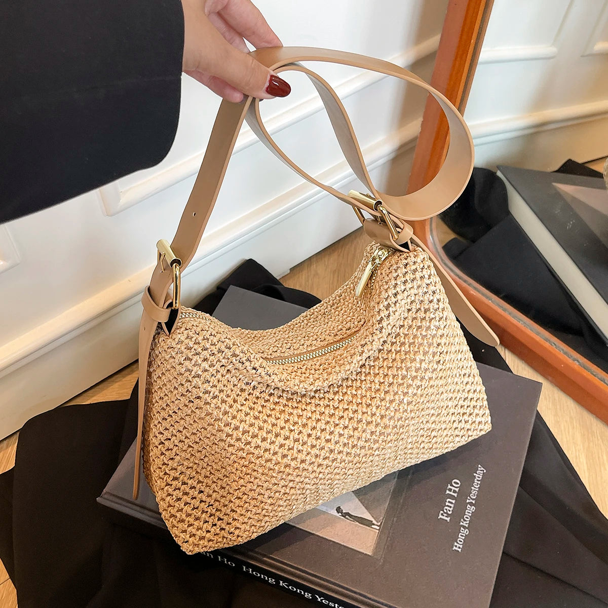 Handbags handbags for women luxury handbags for women Summer niche high sense one shoulder grass woven bag girl 2025