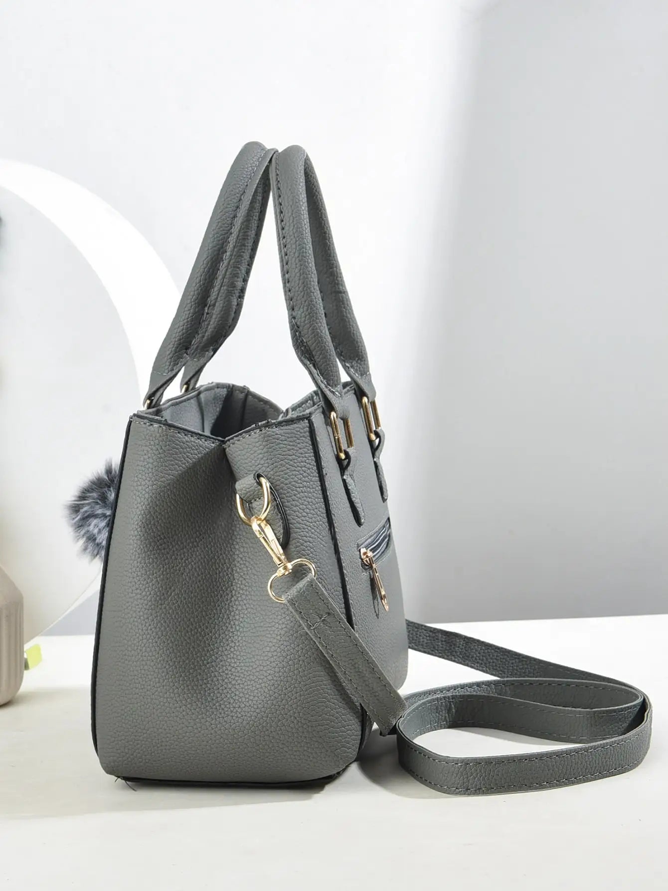 Fashionable large capacity embroidered crossbody bag for women, a handbag for daily use