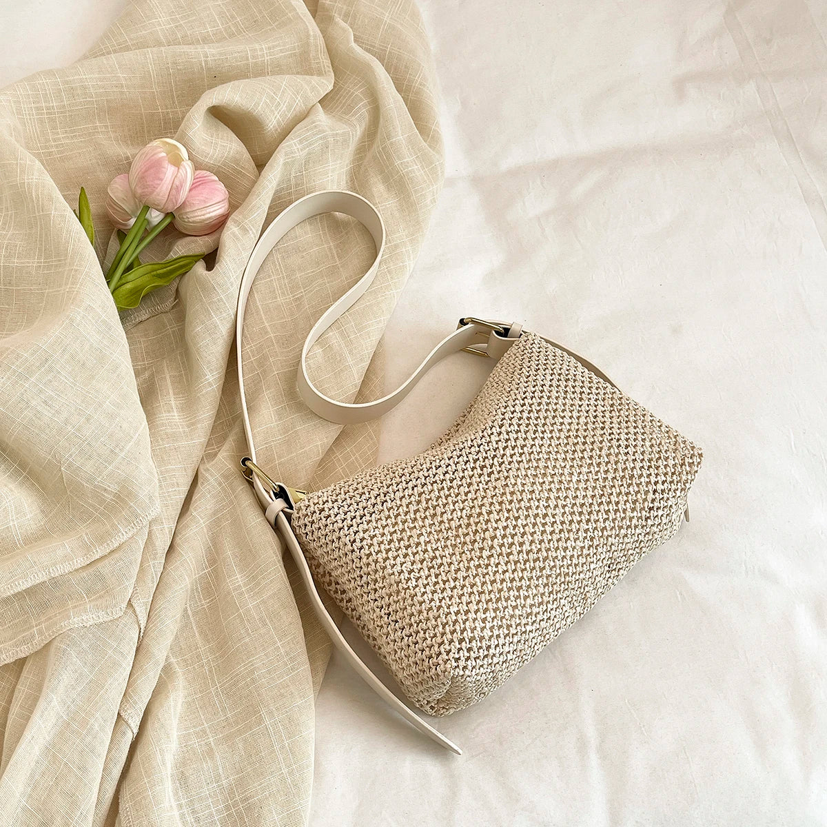 Handbags handbags for women luxury handbags for women Summer niche high sense one shoulder grass woven bag girl 2025